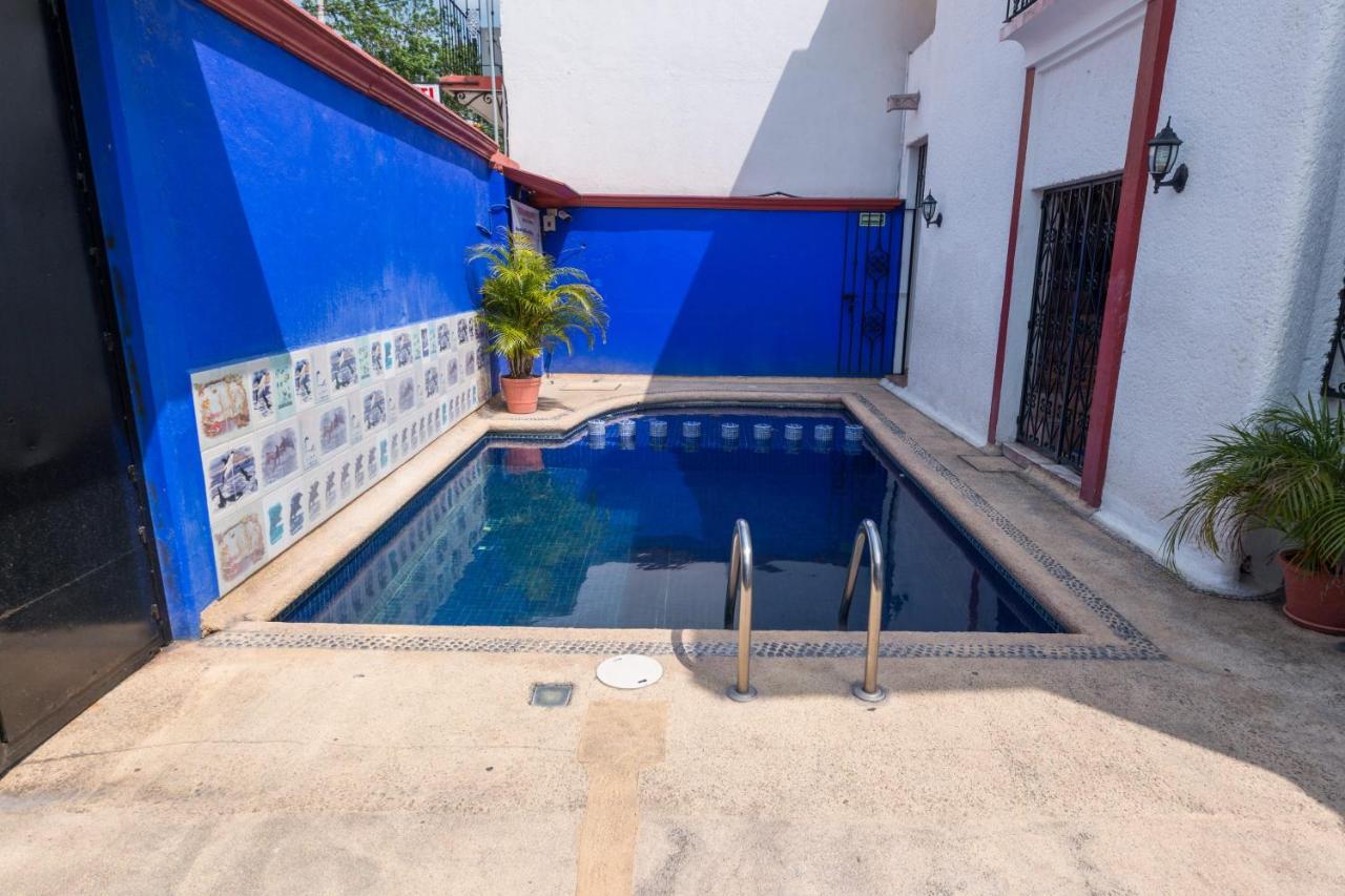 Hotel Isis Zihuatanejo Buitenkant foto
