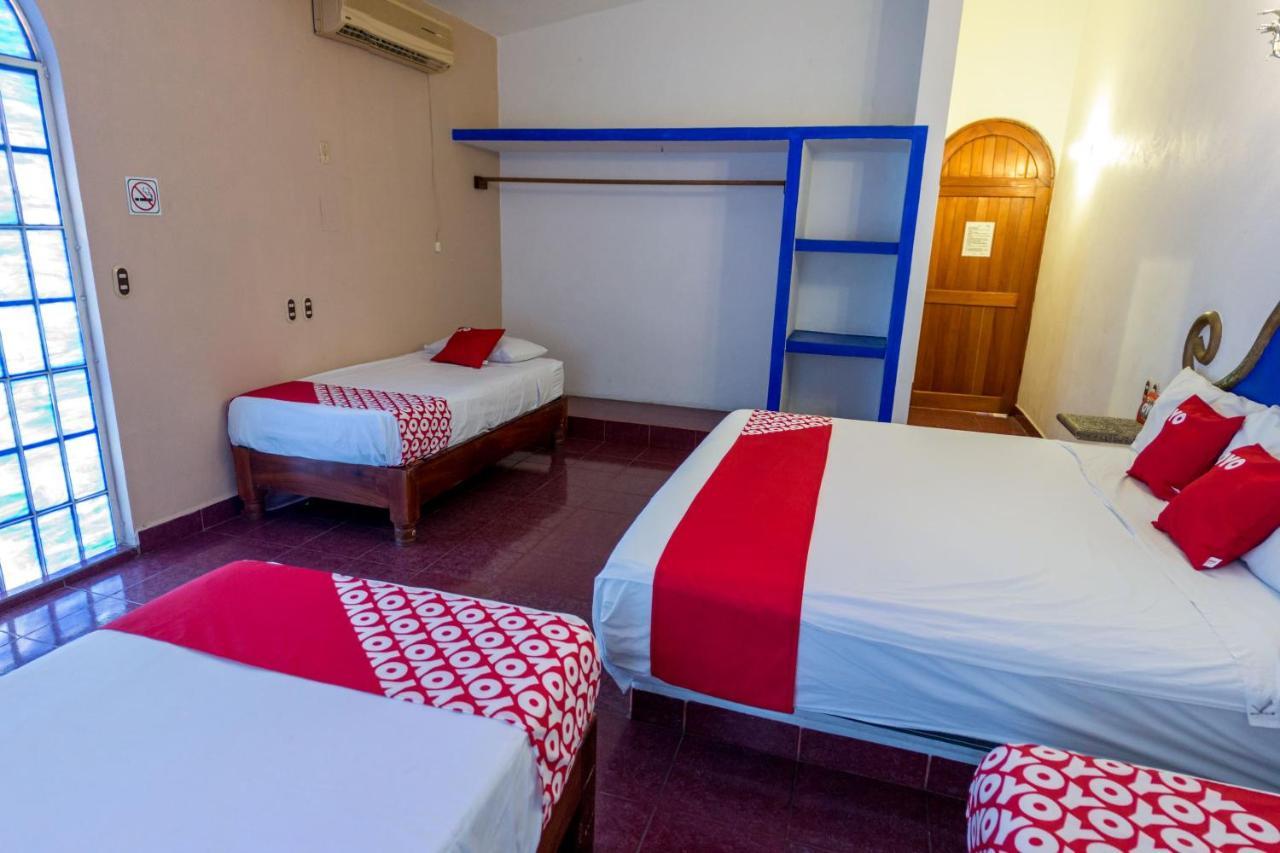 Hotel Isis Zihuatanejo Buitenkant foto