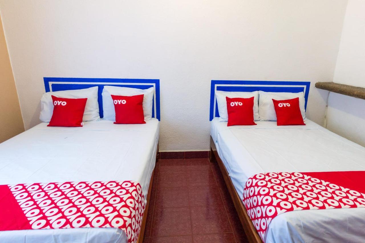 Hotel Isis Zihuatanejo Buitenkant foto