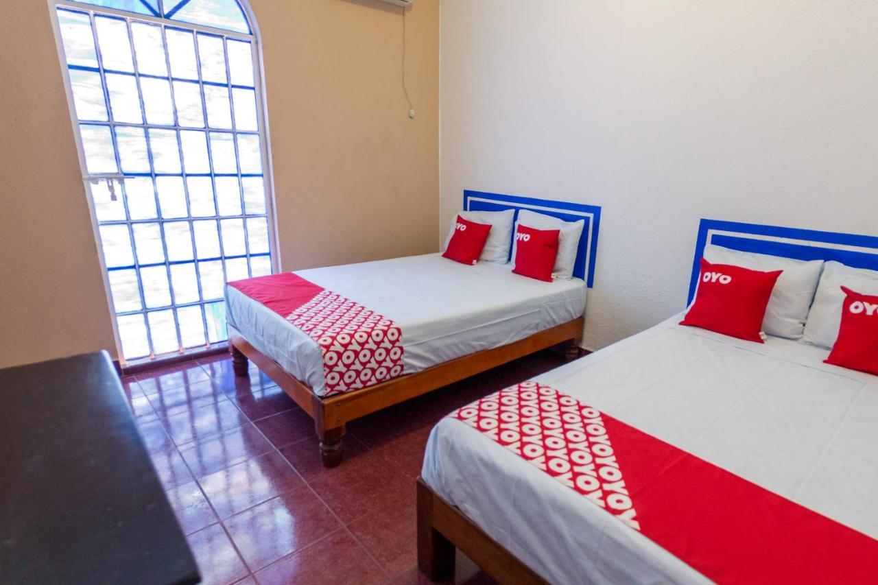 Hotel Isis Zihuatanejo Buitenkant foto